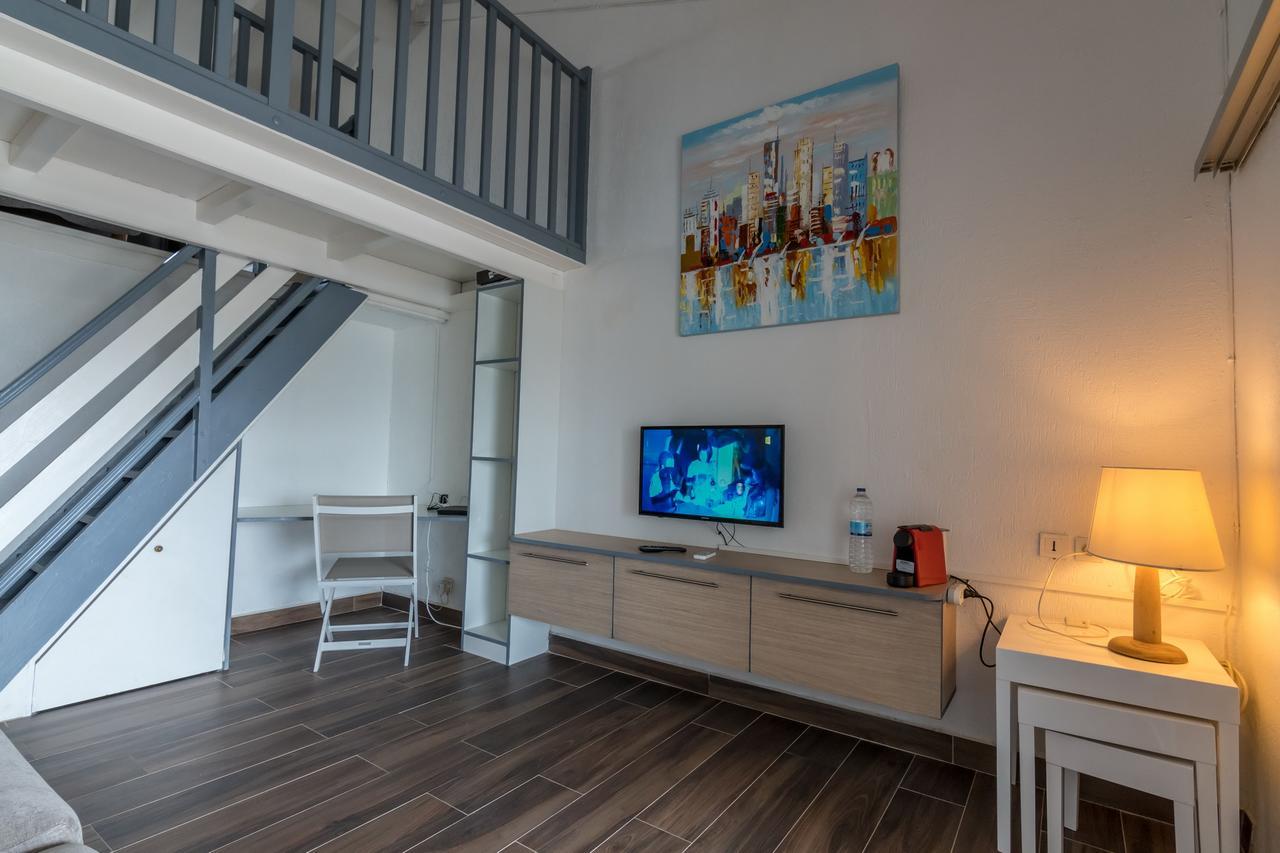 르 고지에 Superbe Studio En Duplex, Vue Sur Mer Et Piscine 아파트 외부 사진